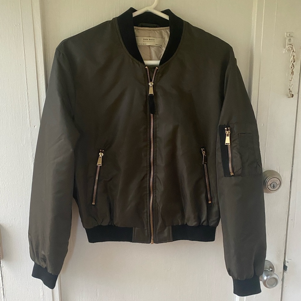 Zara Basic Outerwear Green Full Zip Bomber Jacket For Women - Picture 2 of 14